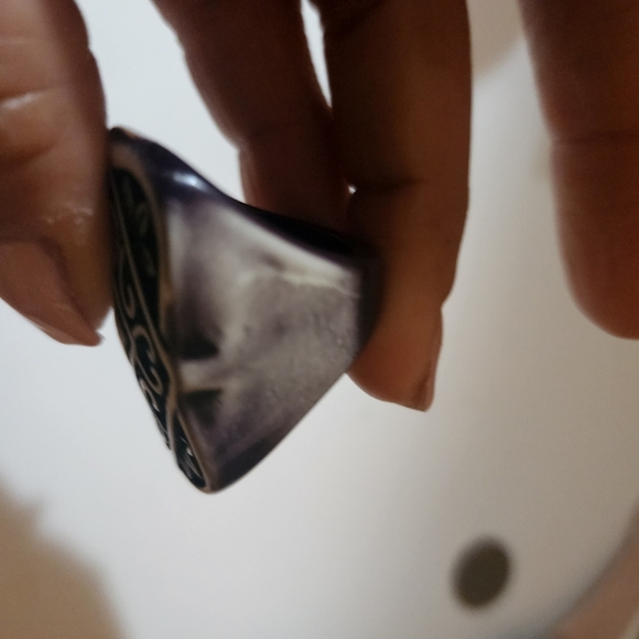 Black and Gray Plastic Statement Ring Size 7 - Picture 6 of 8